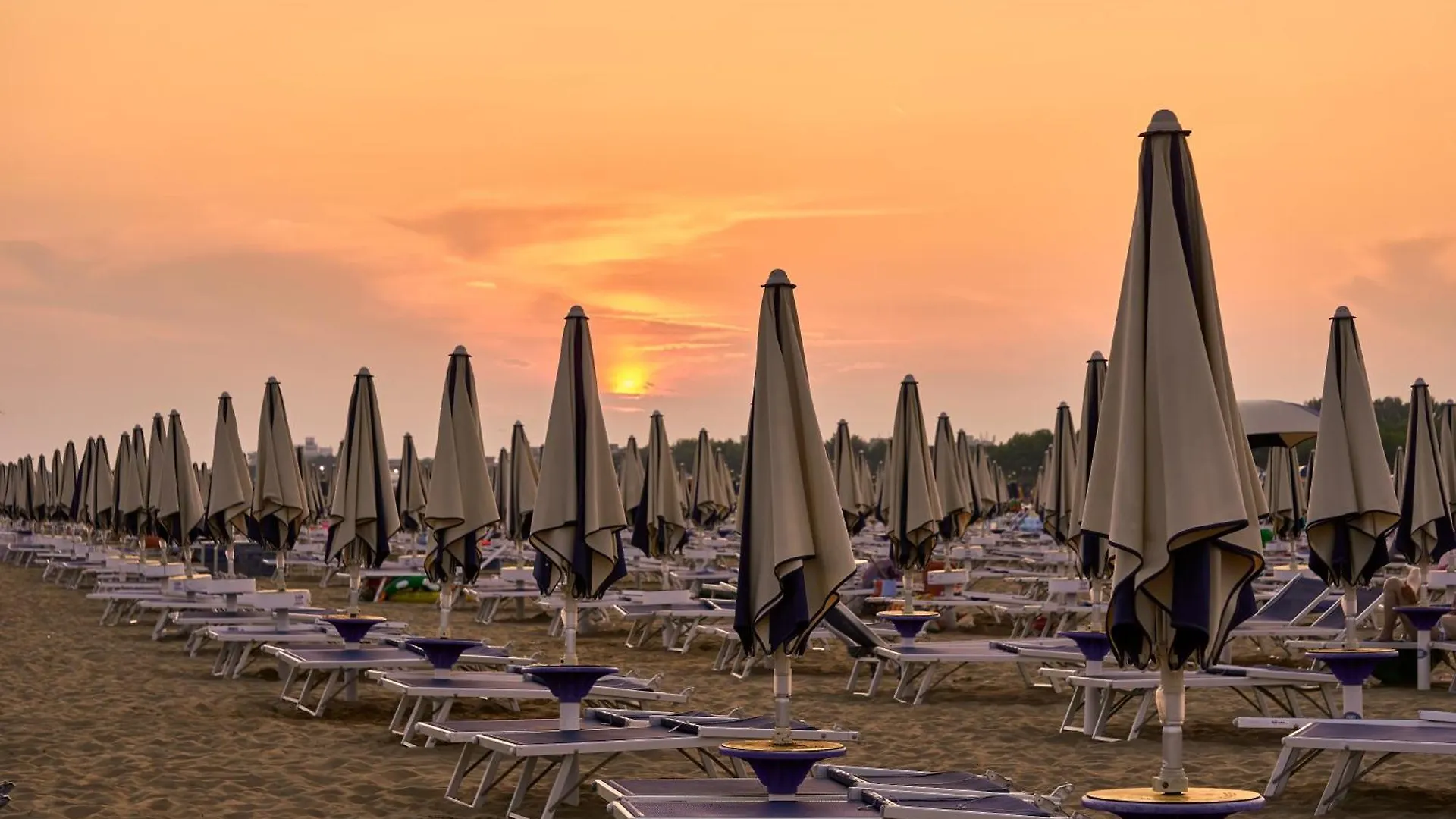 Peaceful Flat In Bibione With Beach Place